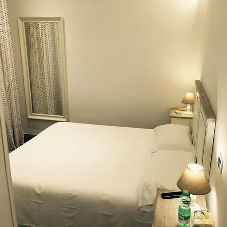 O La Civetta Di Trastevere רומא