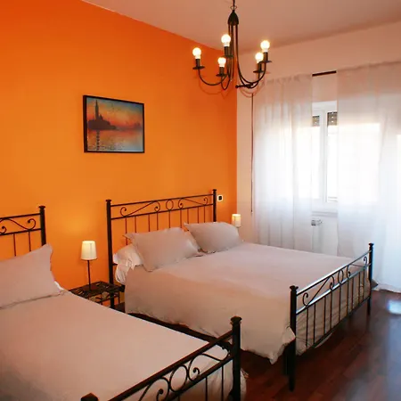 Lt Guest house 2*
