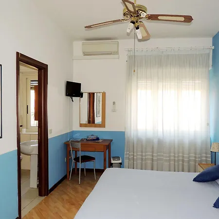Maison Genevois 3 5* Roma