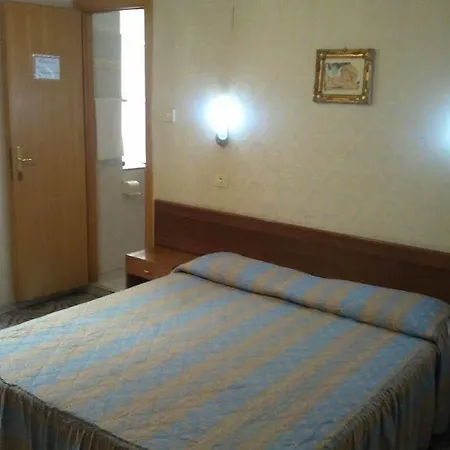 Cathrine Hotel