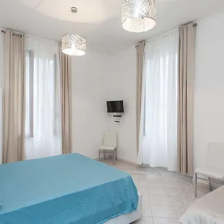 Guest house Apartop 3*
