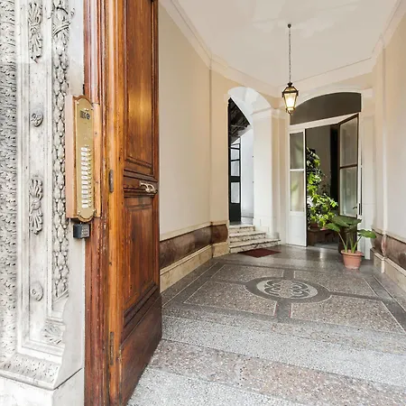 Corso Vittorio 308 2* רומא