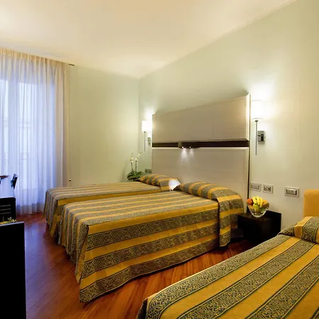 Hotell Memphis 4*
