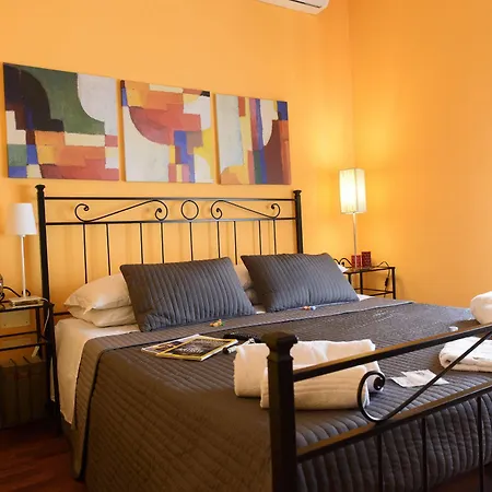 Bed & Breakfast Style House