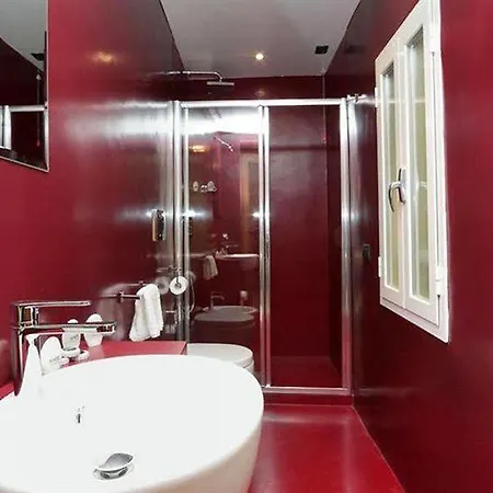 Hotel Down Town - Domus Collection