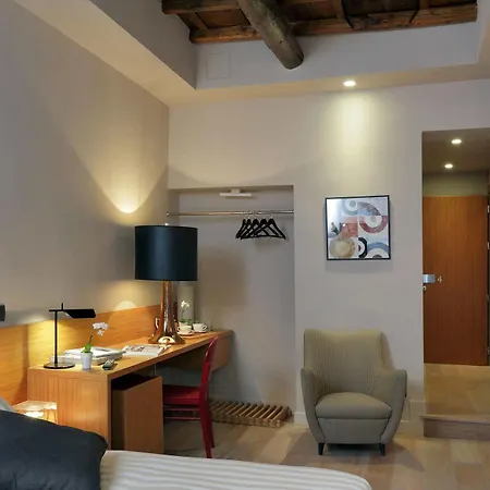 Down Town - Domus Collection Rome