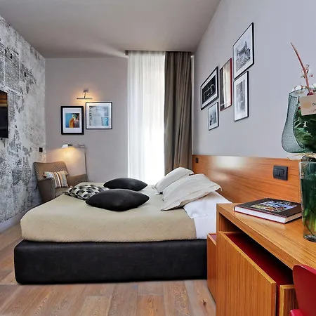 Hotel Down Town - Domus Collection