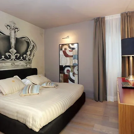 Down Town - Domus Collection Hotel 3*