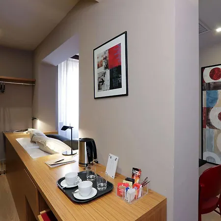 Hotel Down Town - Domus Collection Rome
