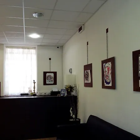 Central Lodge Hotel 3*