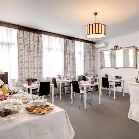 Residenza Bourbon 3*