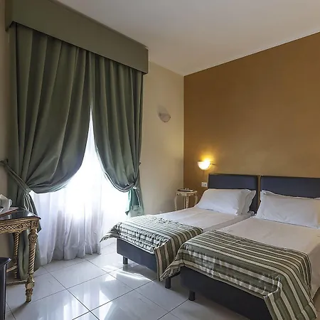 Hotel Regina Giovanna Rome