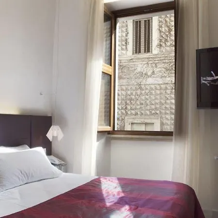 Navona Palace Luxury Apartment