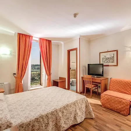 Hotel Romoli