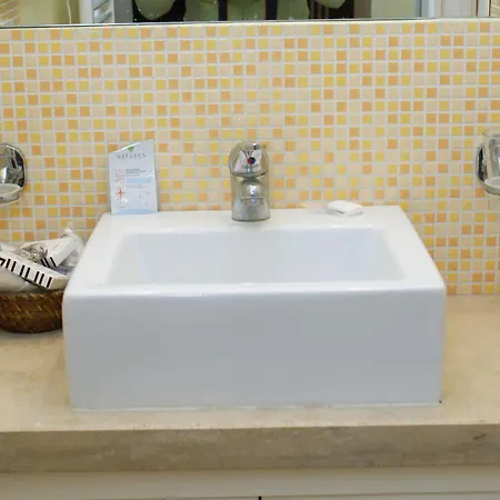 Trastevereinn Bed & Breakfast Rome