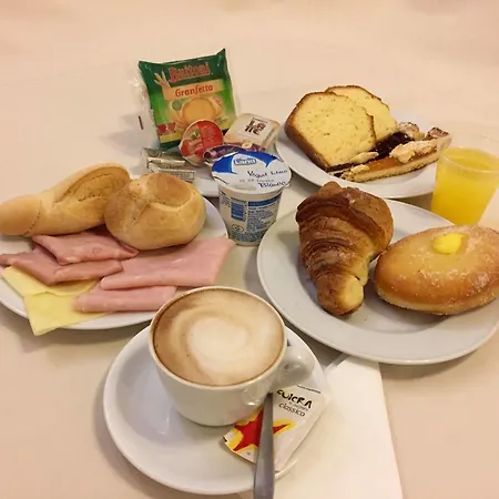 Giglio Dell'opera Hotel 3*