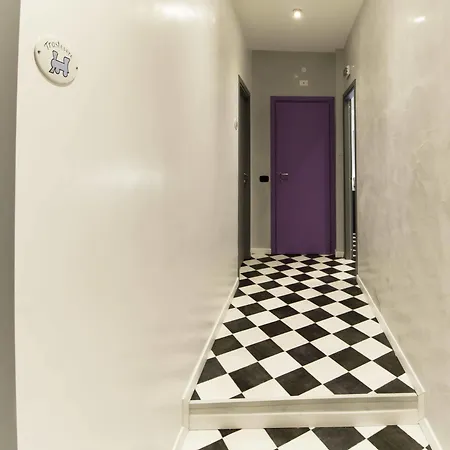 Tiburstation 2 Guest house 3*