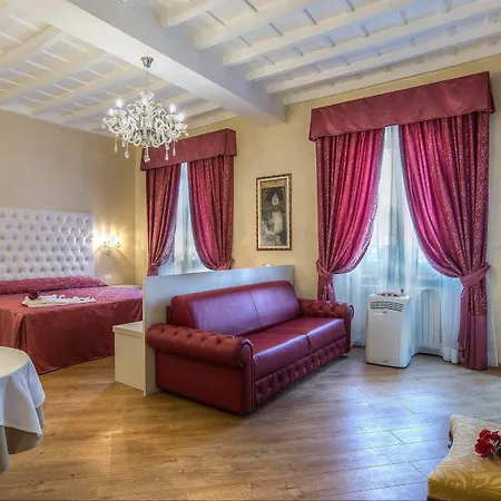 Trevi 3*