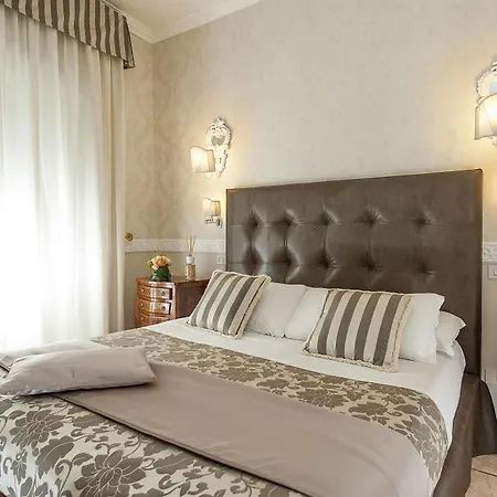 Bed & Breakfast Residenza Zanardelli 2*