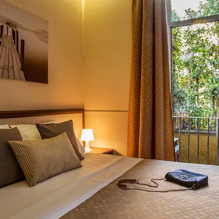 Corso Grand Bed & Breakfast 4*