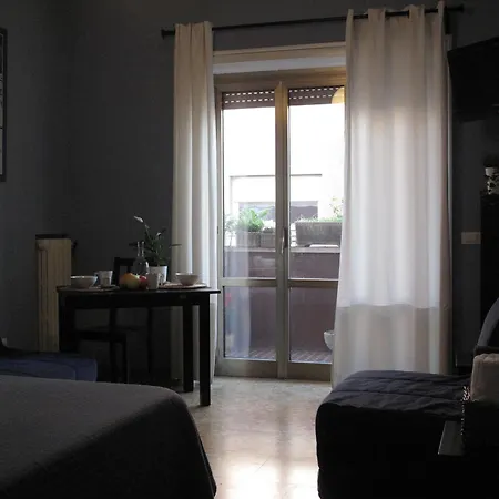 Arches Bed & Breakfast 2*