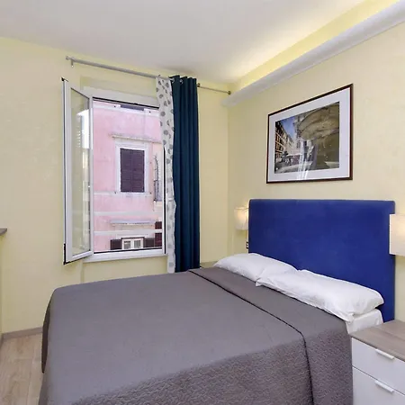 Daplace - Hqh Colosseo Vendégház Róma