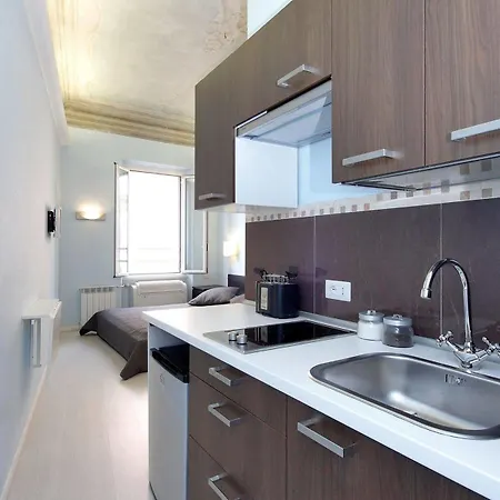Daplace - Hqh Colosseo Vendégház Róma