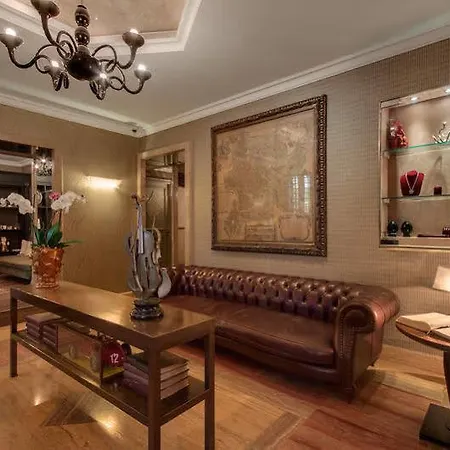 Luxury Manfredi Rome