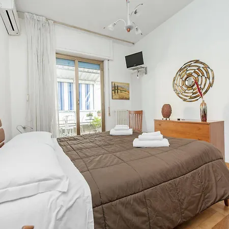 Bed & Breakfast A For