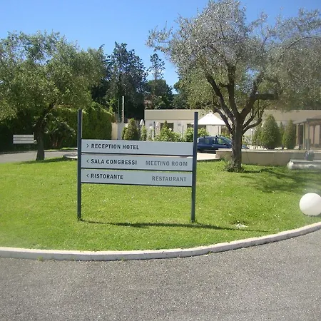 Park Cassia 4*