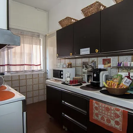 Passeggiate Romane Bed and Breakfast 2*