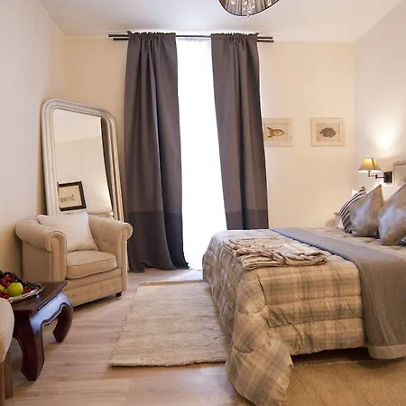 Bed & Breakfast Town House 62