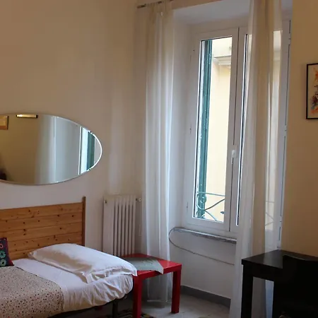 Bed & Breakfast Galilei 2*