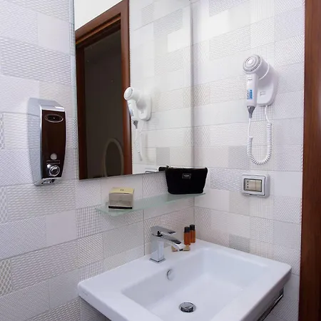 Borghese Executive 3* Roma