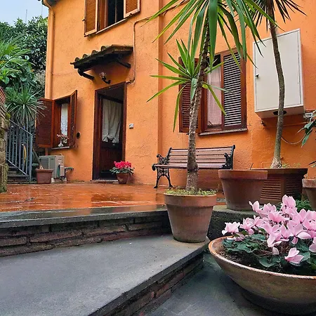 Apartment Cortile House Rome