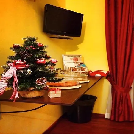 San Pietro Candia 25 Guest house 3*
