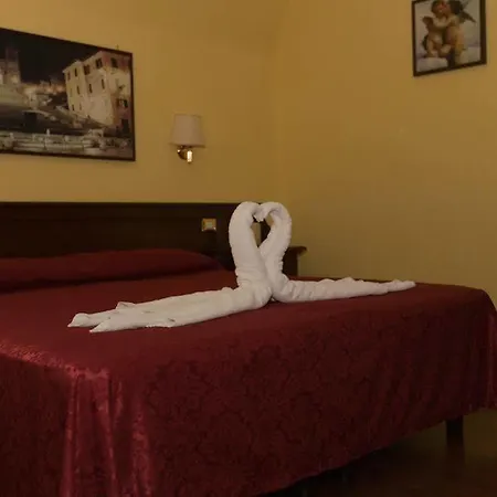 San Pietro Candia 25 Guest house 3*