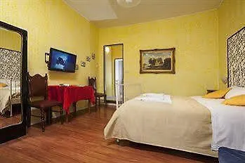 Cicero Center Guest house 3*