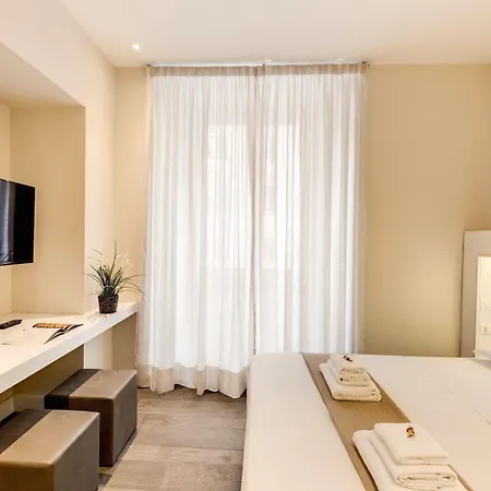 Ecce Bed & Breakfast Roma