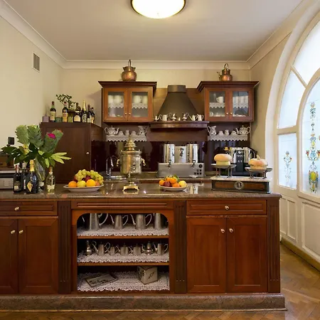 Suisse Hotel 3*