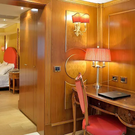 Homs Hotel