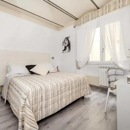 White Colosseo B&B 로마