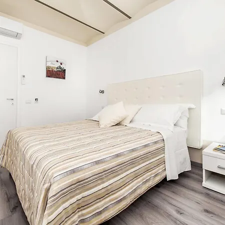 B&B White Colosseo 로마