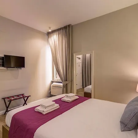 The Spanish Piazza Di Spagna Bed and Breakfast