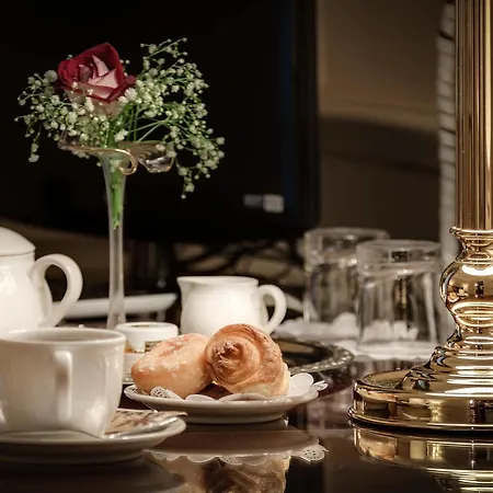 Palazzo Cardinal Cesi Hotel 4*