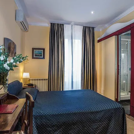 Caracciolo Hotel
