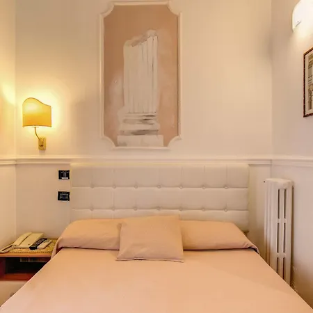 Hotel Martini 3*