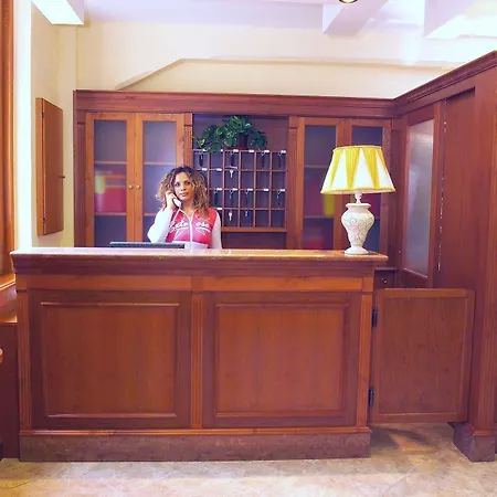 Otel Kriss