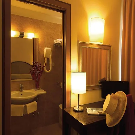 Novecento Hotel 3*