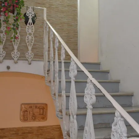 La Casa Di Patty Bed & Breakfast 2*